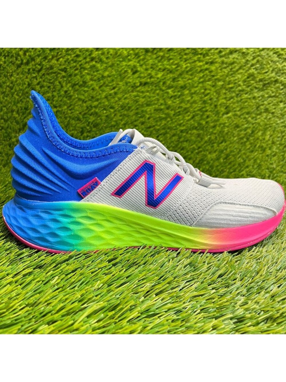 New Balance Fresh Foam Roav 1 Girls Size 6.5Y Gray Pink Running Shoes Sneakers